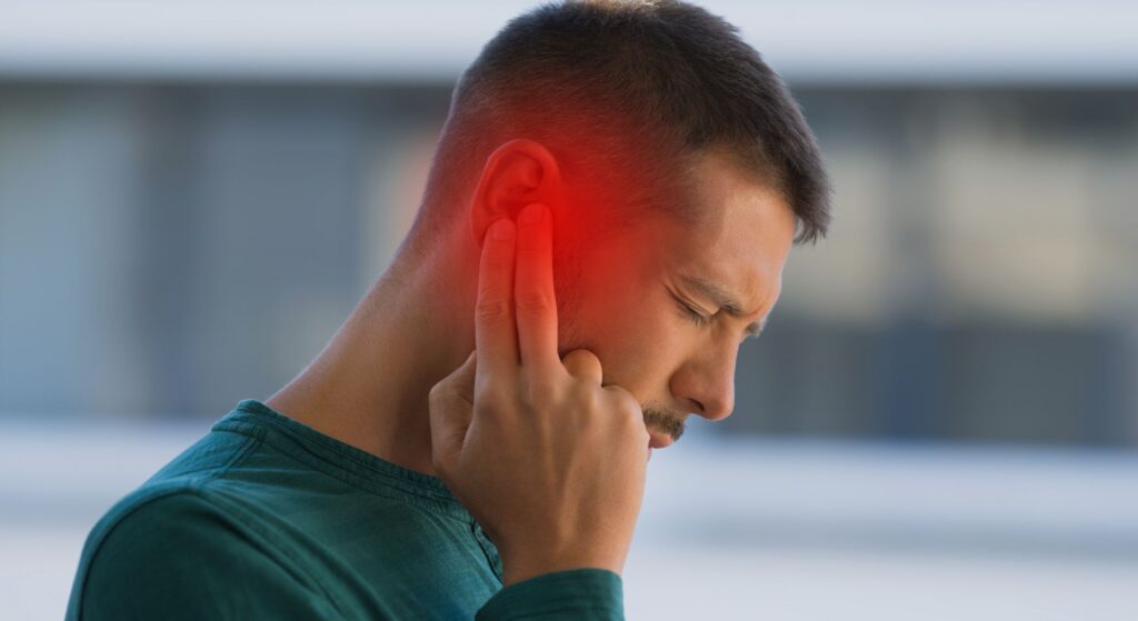 man with tinnitus